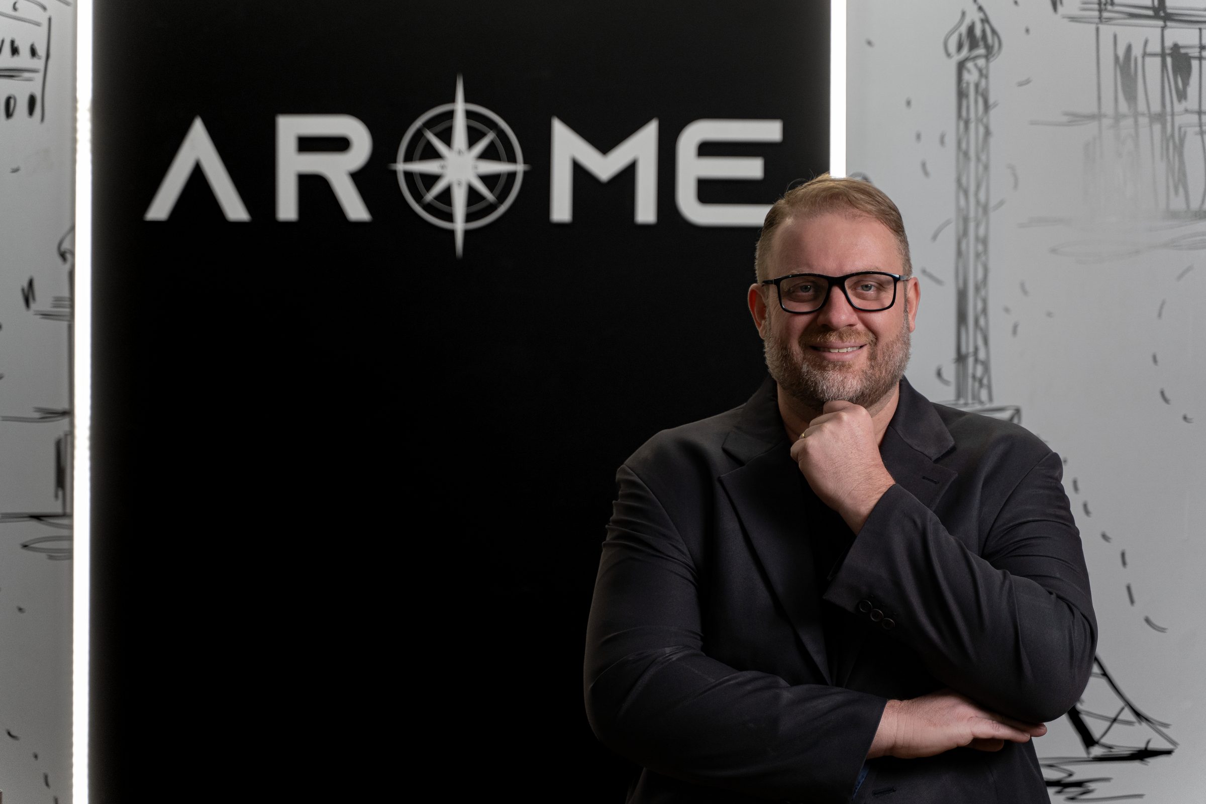 Matheus, consultor olfativo da Arome Importados